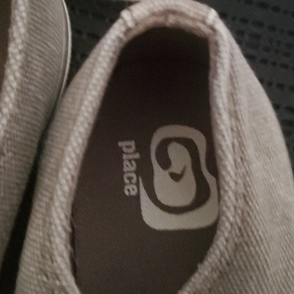The children's place  boys sneakers grayish green - Picture 5 of 6